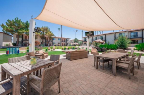 244 Fully Furnished 1BR Suite-Pet Friendly